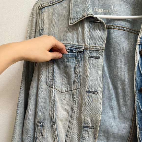 Gap Denim Jacket M - Picture 5 of 7